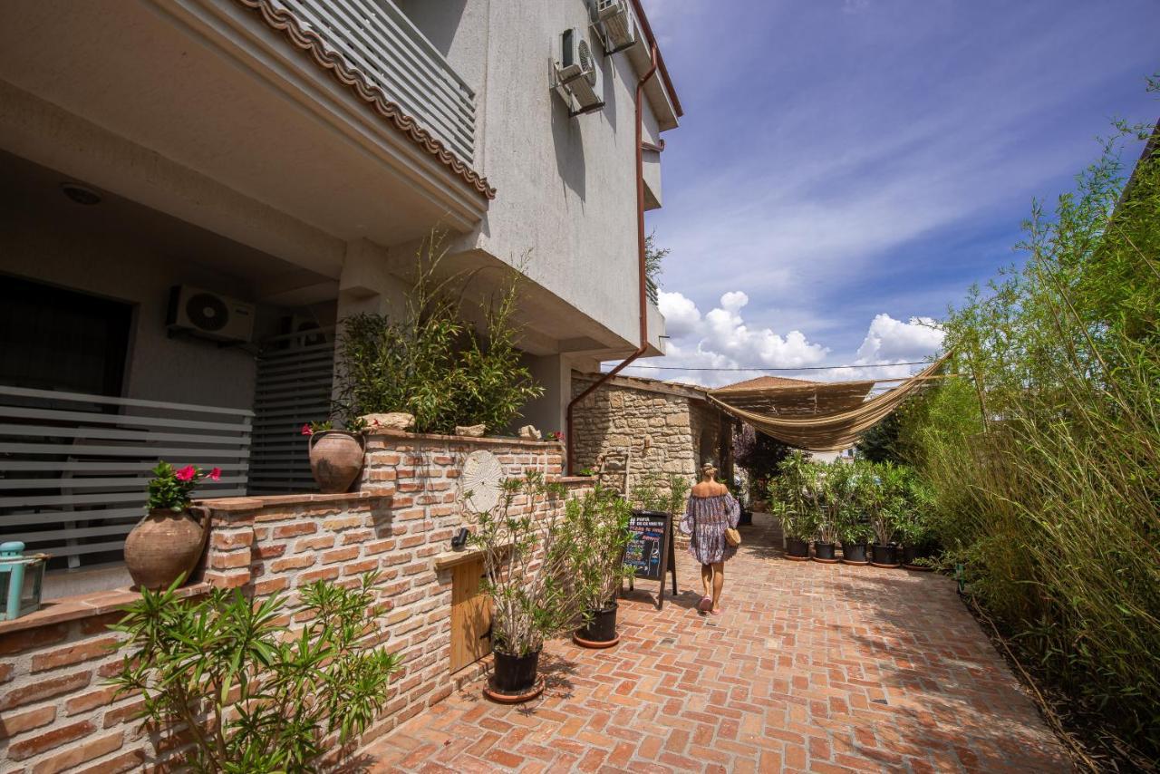 Artelier Vama Veche Hotel Exterior photo